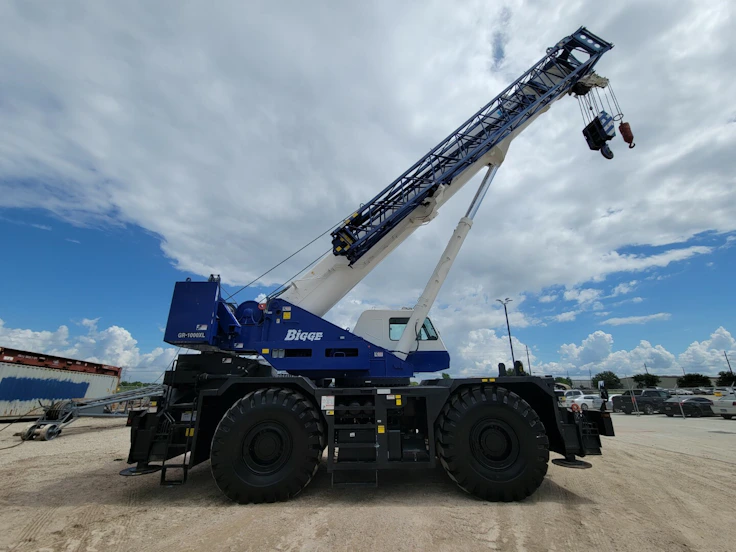 Tadano GR1000XL Load Chart and Specifications
