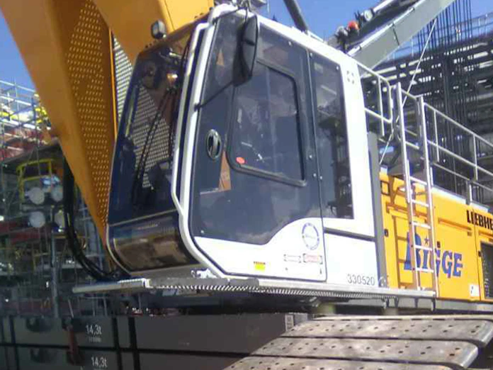 Manitowoc 999 Load Chart and Specifications