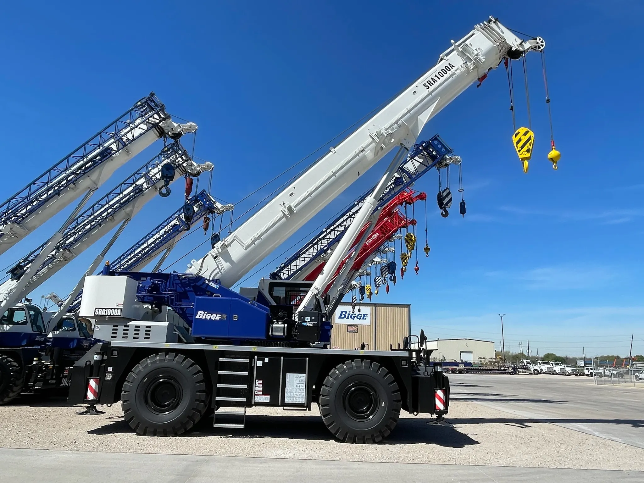 AB7 A93 FB 178 F 4 E74 93 BC 7 FBC5 FC5 B823