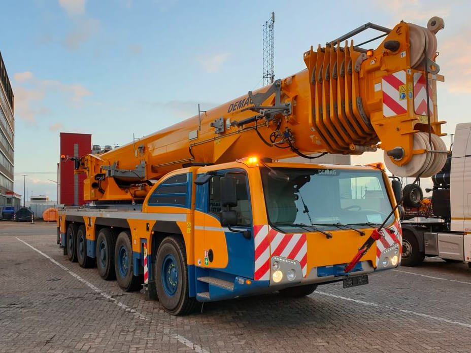 Demag AC 220-5 Crane Overview and Specifications | Bigge.com