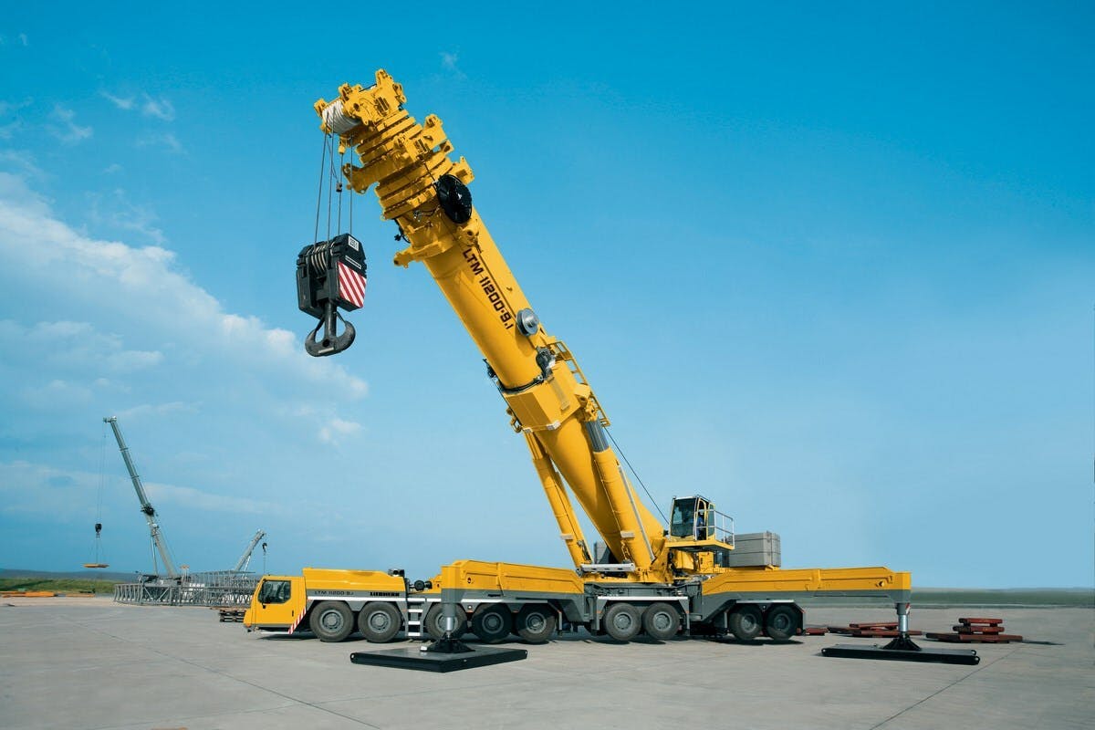 Liebherr LTM 11200-9.1 Crane Overview and Specifications | Bigge.com