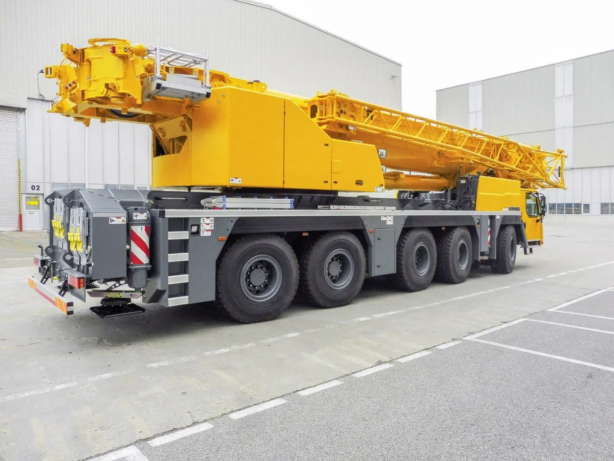 Liebherr LTM 1160/2 モバイルクレーン 1/50 Liebherr LTM 1160 Crane Overview and Specifications | Bigge.com