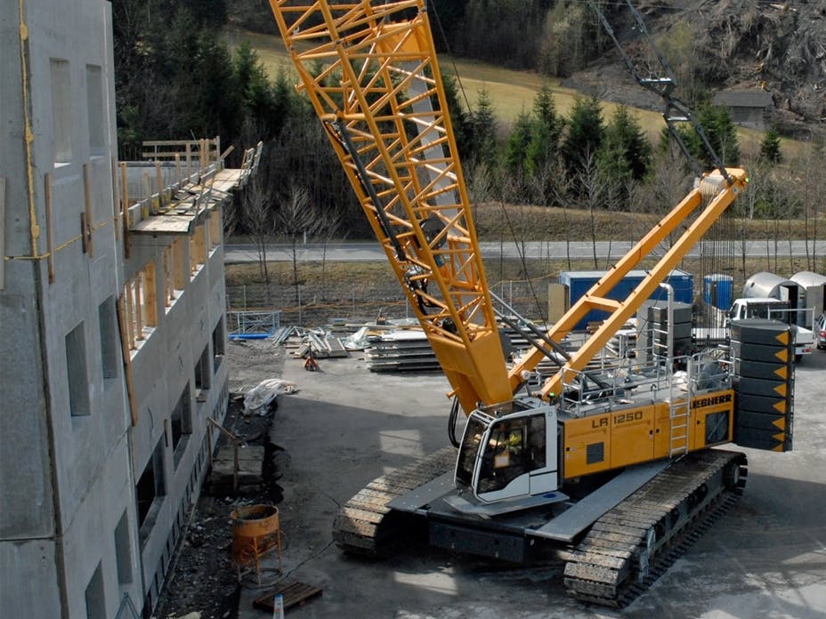 2023 Liebherr LR 1250.1