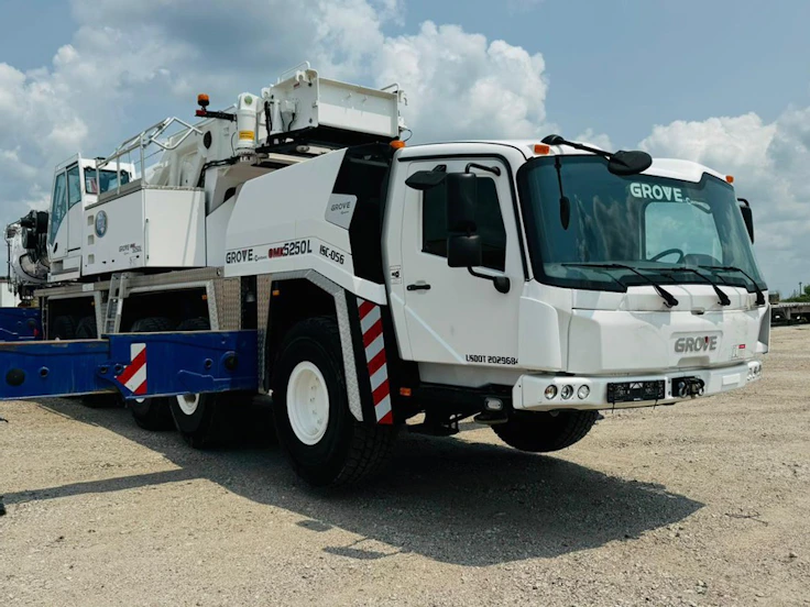 Grove GMK5275 Crane Overview and Specifications