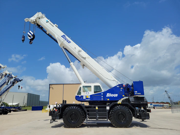 Grove RT890E Crane Overview and Specs