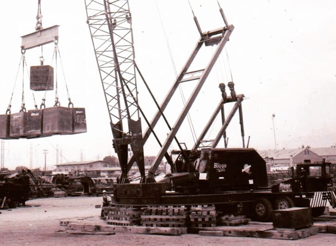 1967 - Manitowoc 3900 Truck Crane Ring Attachment