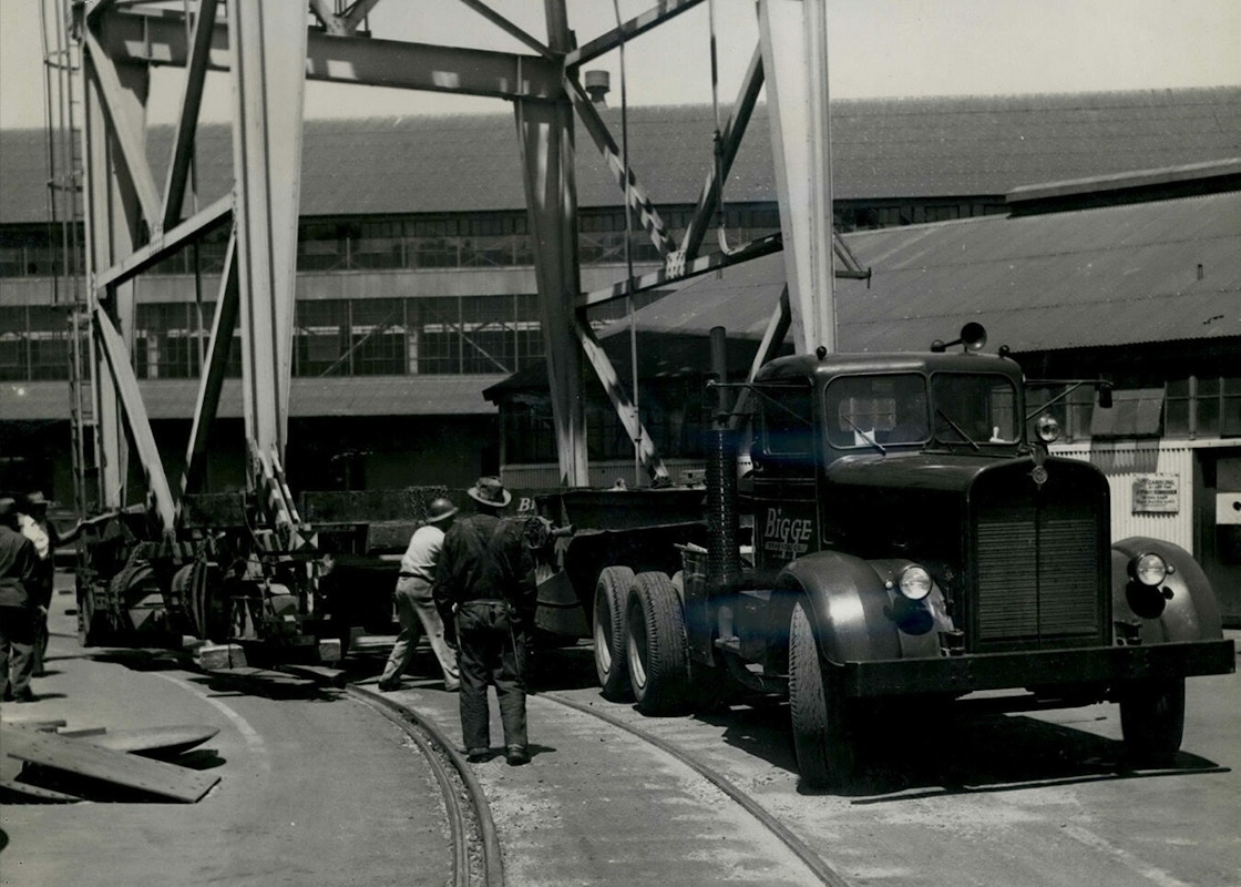 1946 - Bethlehem Shipyard Gantry Crane