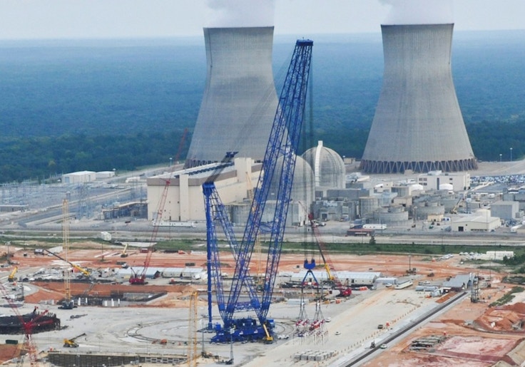 Two of World’s Largest Land-Based Super Cranes, Bigge… | Bigge.com