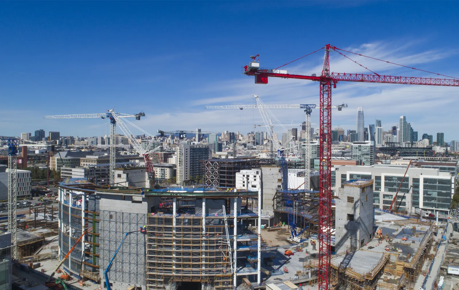 Bigge cranes on the San Francisco waterfront during the Chase Center build